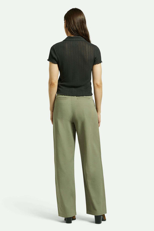 
       Women&#39;s Back Fit Image | Ludlow Trouser Pant - Olive Surplus
     