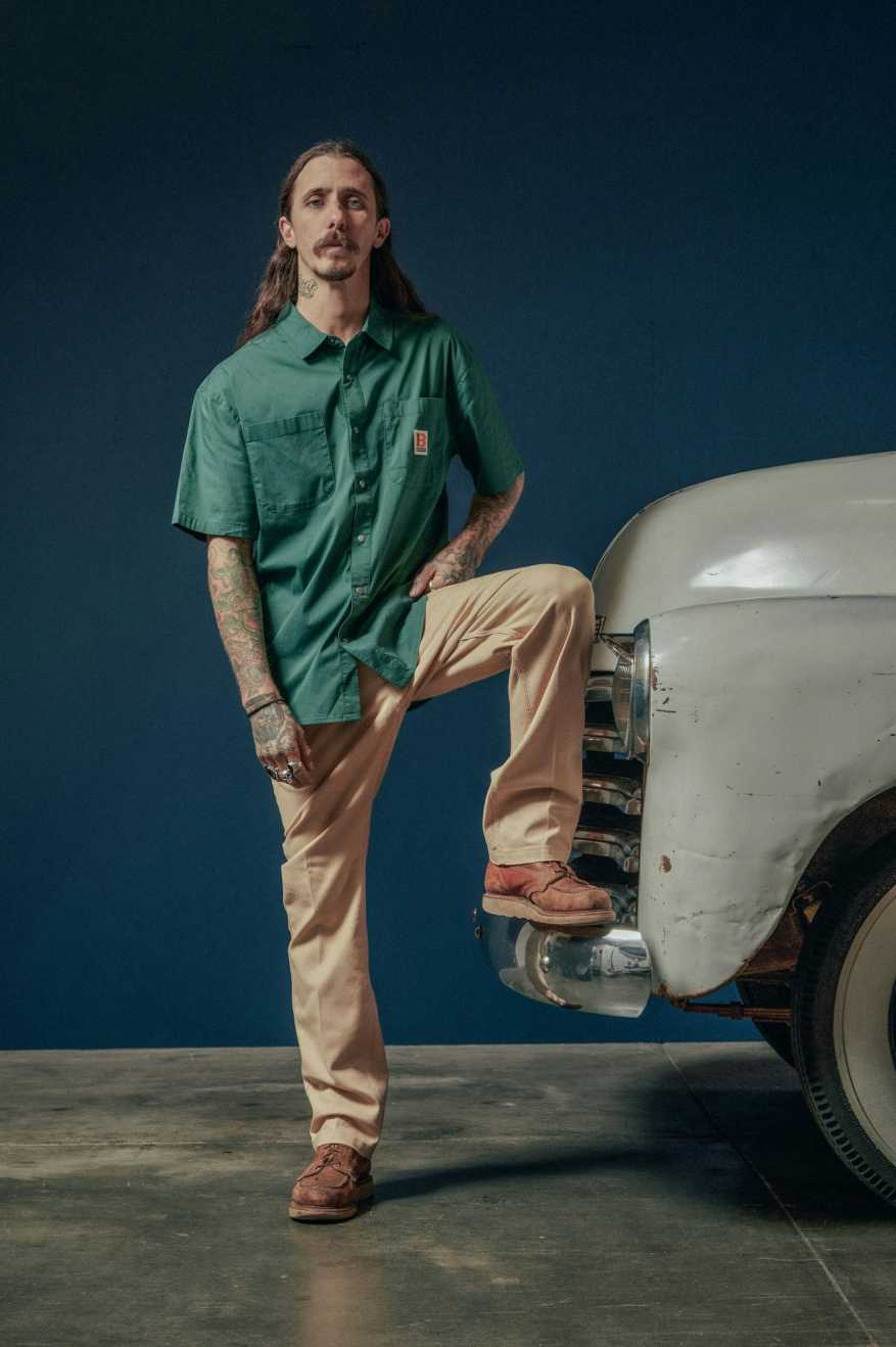 
       Brixton Builders Mechanic S/S Woven Shirt - Trekking Green
     