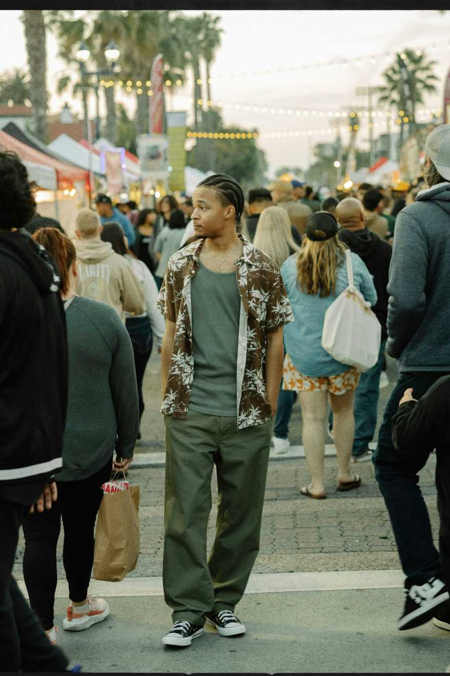 
       Brixton Charter Slub S/S Woven Shirt - Sepia Umbrella Scene
     