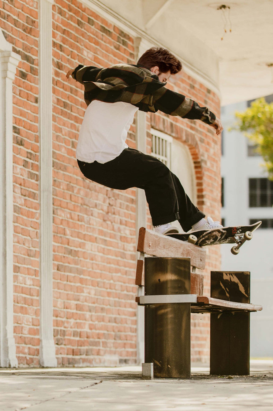 
       Brixton Bowery L/S Flannel - Heather Grey/Charcoal
     